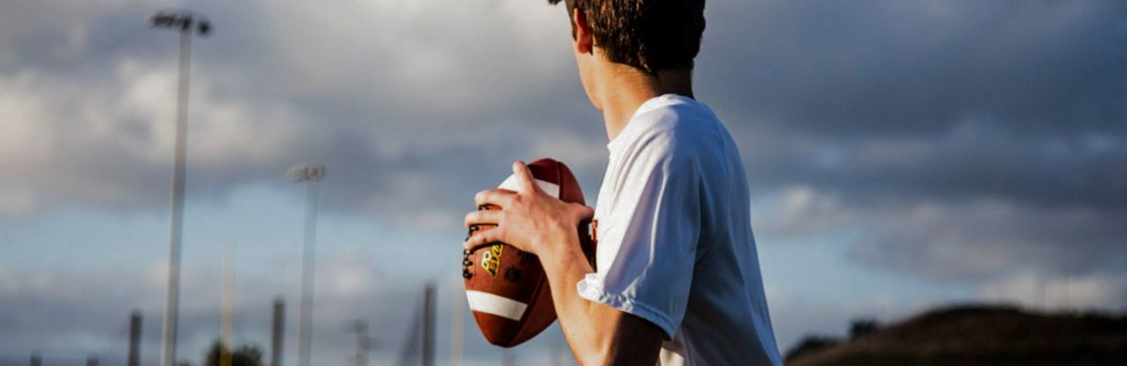 PEE WEE FOOTBALLS