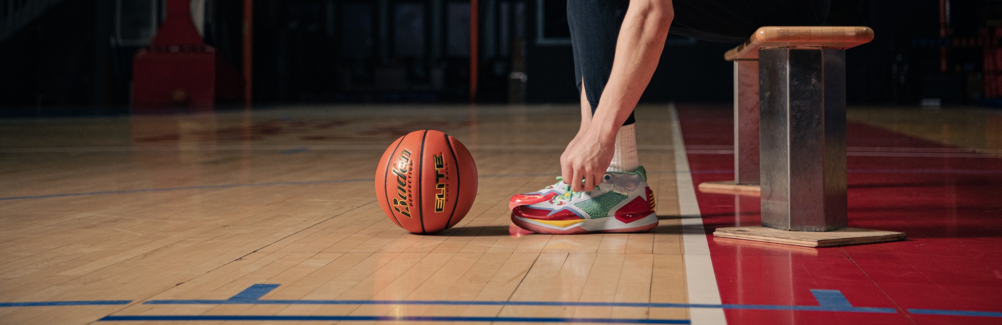 INDOOR BASKETBALL